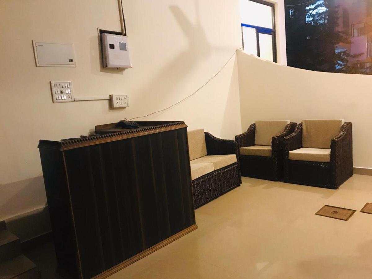Dom'S Inn كالانغيُت المظهر الخارجي الصورة