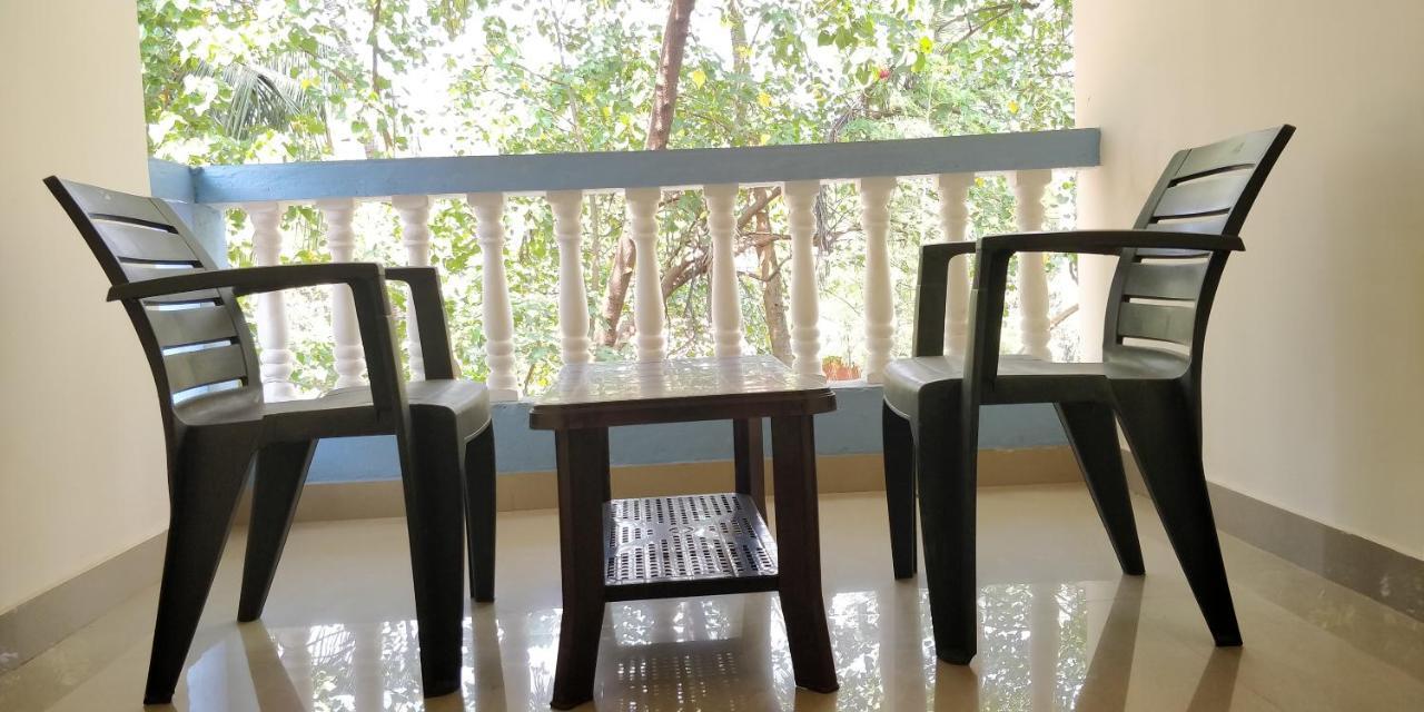 Dom'S Inn كالانغيُت المظهر الخارجي الصورة